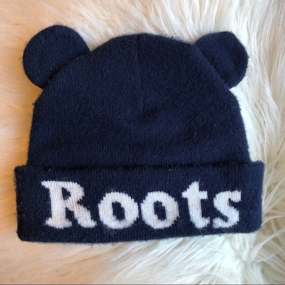 ROOTS baby hat with ears